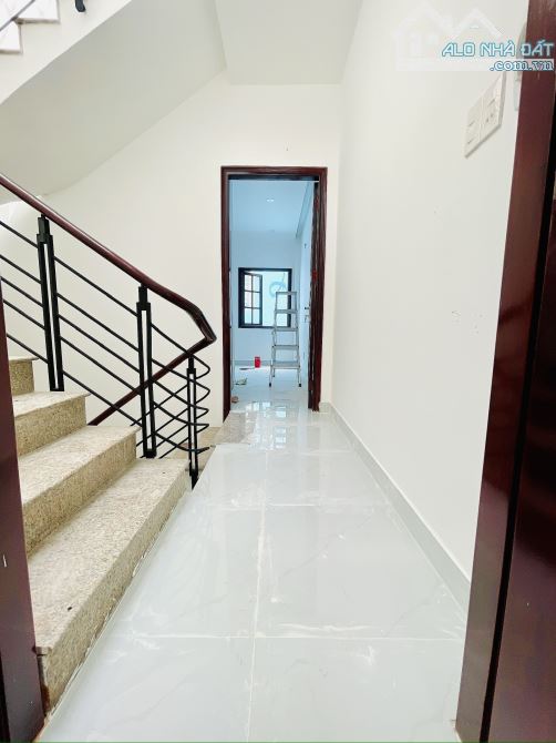 BÁN NHÀ SIÊU ĐẸP 4 TẦNG MỚI 100% DTSD 150M2 Tôn THẤT THUYẾT P.4 Q.4 GIÁ CHÍNH CHỦ 7TY950 - 9
