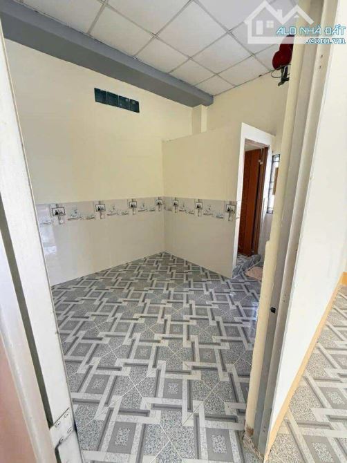 Cho thuê nhà 1 lầu hẻm 208 đường Tầm Vu 5 triệu - 9