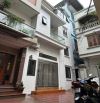 Cho thuê nhà 4 tầng Đội Cấn, Ba Đình. Giá 15tr