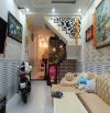 Nhà đẹp Cao Lỗ ở ngay, xe hơi đổ cửa, 3 tầng đúc BTCT, 62m2, SHR hoàn công đủ, chỉ: 8.7t.ỷ