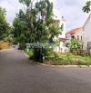Bán nhanh lô đất 2 mặt tiền Nguyễn Văn Hưởng, khu compound, 15x21m, 93 tỷ