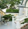 BÁN BIỆT THỰ ĐẸP VỊ TRÍ ĐẮC ĐỊA TẠI KHU VỰC THẢO ĐIỀN , Q2. DT:12X20M, HẦM, 3 LẦU
