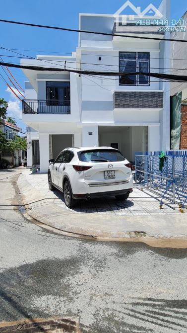 Bán GẤP Nhà 7x18m Gốc 2 Mặt Tiền Đường Đông Hưng Thuận 42, Giá 12.5 Tỷ Thương Lượng