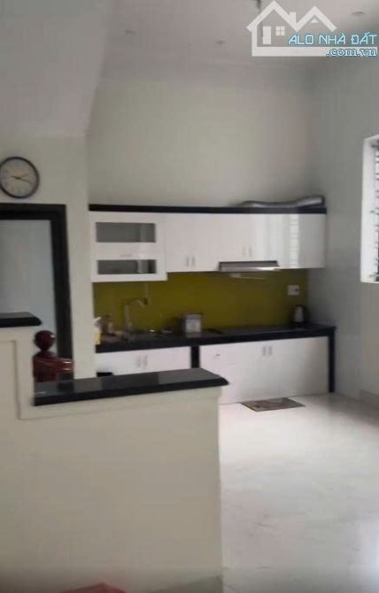 CC GỬI BÁN NHÀ 2.5 TẦNG LÔ GÓC, CÁCH 1 NHÀ MẶT NGÕ Ô TÔ THÔNG PHƯỜNG TIỀN PHONG GIÁ 2.1 TỶ