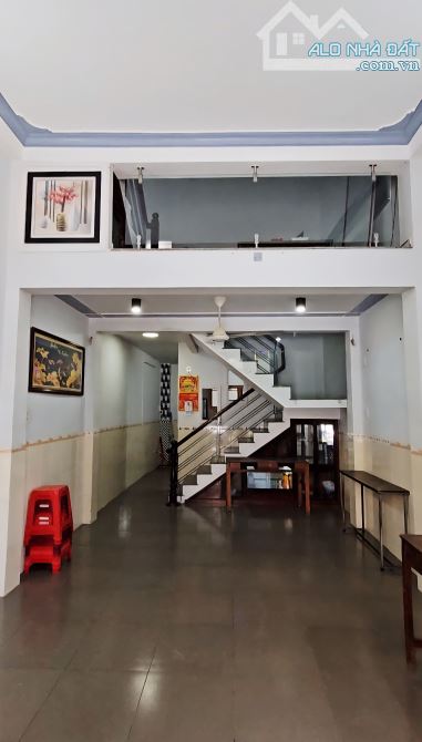 Bán Nhà Trung Tâm Quy Nhơn P Ngô Mây đường 7m Oto đậu thông Nguyễn Thái Học chỉ 3ty xyz