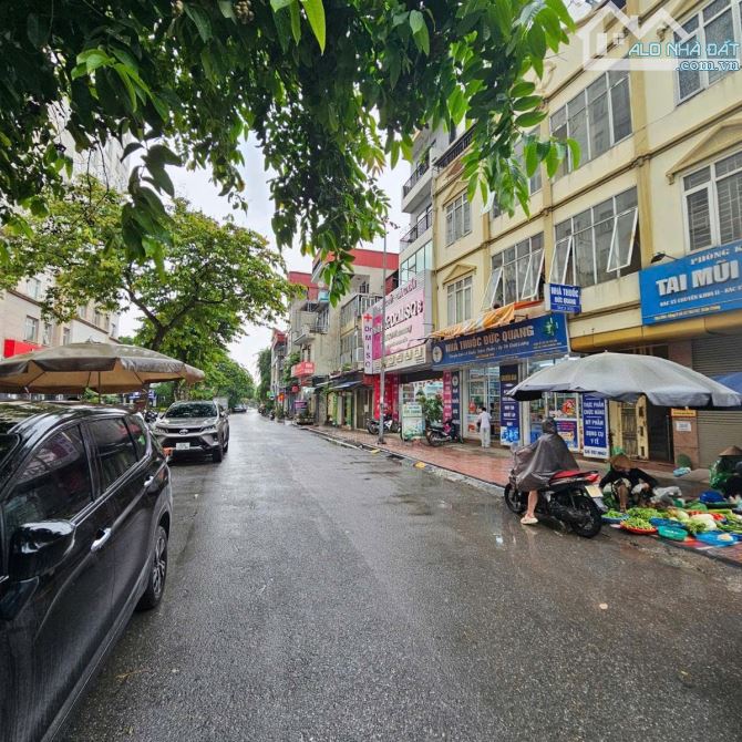 Bán Tòa Nhà Dòng Tiền Trần Cung DT 75m2×7Tầng Ngõ Thông Gần KĐT Nam Cường Giá Đầu Tư