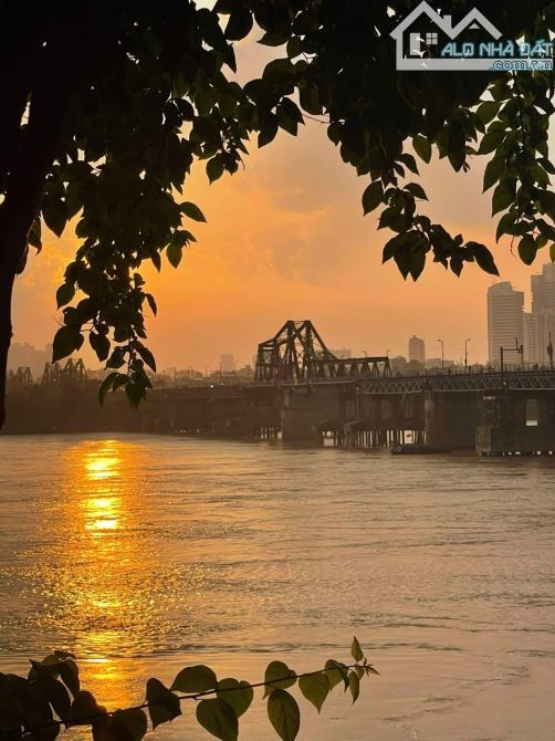 PHÂN LÔ HỒNG HÀ -MẶT NGÕ THÔNG-Ô TÔ ĐỖ CỬA- VỈA HÈ- MẶT TIỀN QUYỀN LỰC - ĐẦU TƯ GIỮ TIỀN -
