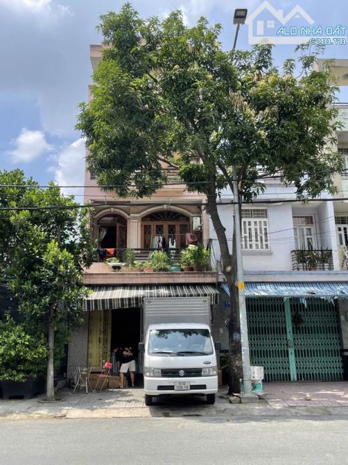 Khu TÊN LỬA Mặt tiền KD Nhà 4 tầng 200m Bệnh viện Quốc Ánh  9tỷ 7
