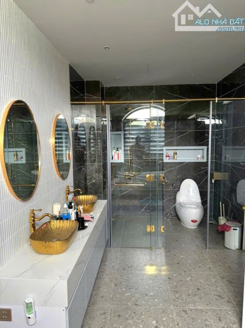 BIỆT THỰ MỸ GIA, GÓI 2, ĐƯỜNG SỐ 7, 198M2, NGANG 10M, GIÁ 16,7 TỶ. CN22.8