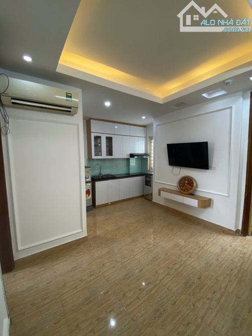 Cần Bán CCMN tại đường Trần Cung  quận Bắc Từ Liêm nhà đẹp giá 1,35 Tỷ