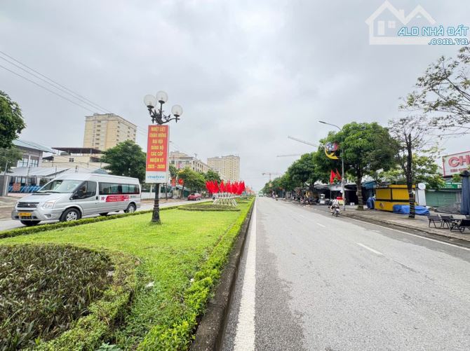❤ĐƯỜNG 2 Ô TÔ TẢI CHẠY VÈO VÈO-SẴN DÒNG TIỀN KINH DOANH-PHÂN KHÚC NHỎ TIỀN-NẰM TRÊN TRỤC K