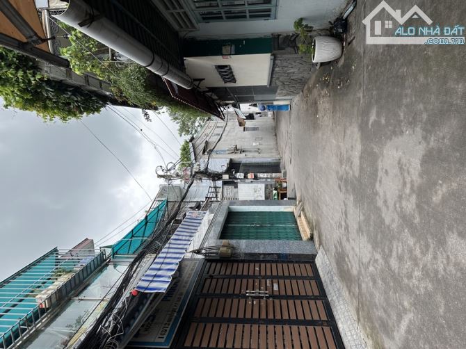 Bán nhà 5 tầng phan văn trị  5 phòng ngủ nhỉnh 6 tỷ
