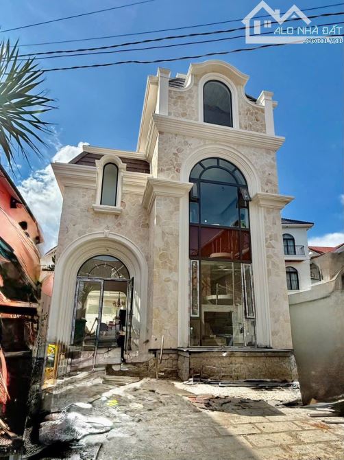 311M2 - NAM HỒ - P. XUÂN TRƯỜNG ĐÀ LẠT