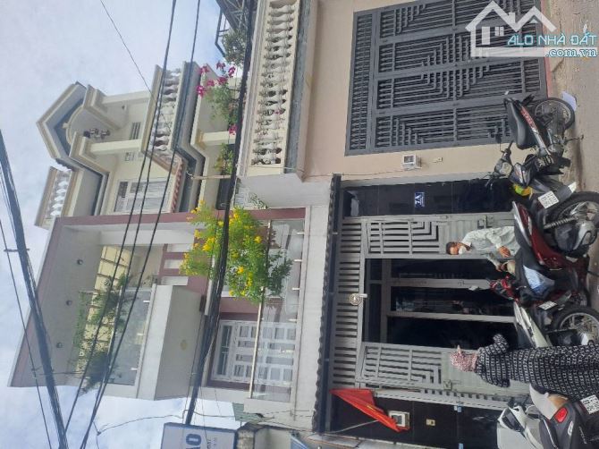 BÁN NHÀ MẶT TIỀN KINH DOANH, TÂN CHÁNH HIỆP 17 QUẬN 12, DT 62M² (4×16), GIÁ SIÊU RẺ