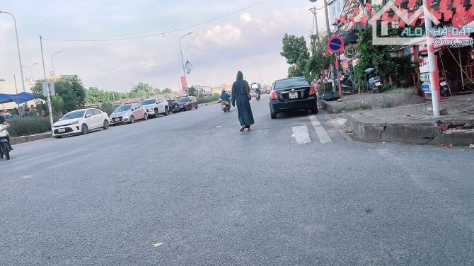 ⸻  🚨 SIÊU PHẨM ĐẤT 200M² – 8 PHÒNG TRỌ – DÒNG TIỀN SẴN – NGÕ Ô TÔ – GẦN KHU CÔNG NGHIỆP B