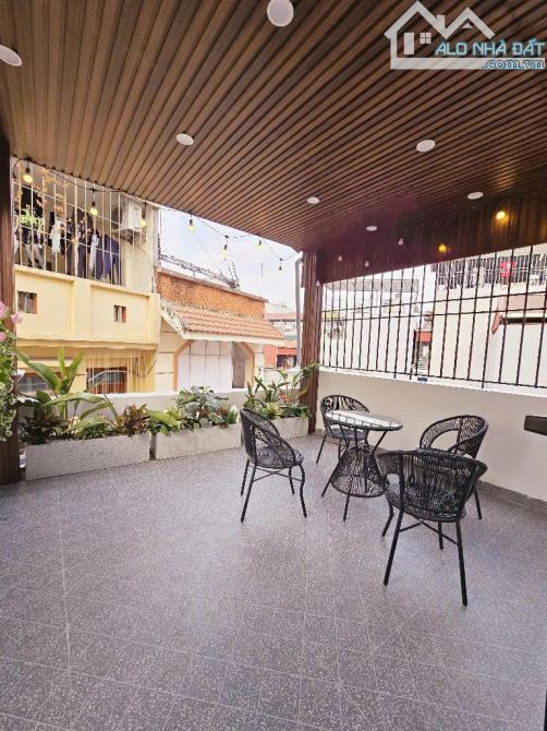 BÁN NHÀ TẠI KHƯƠNG TRUNG THANH XUÂN - 46M2 DÂN XÂY - ĐẸP LONG LANH- TRƯỚC NHÀ RỘNG THOÁNG