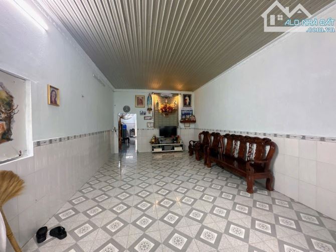 Bán đất tặng nhà Mái Thái Xã. Bình Minh, TB. Gần 10.000m2 shr, QH thổ cư. cách QL.1A