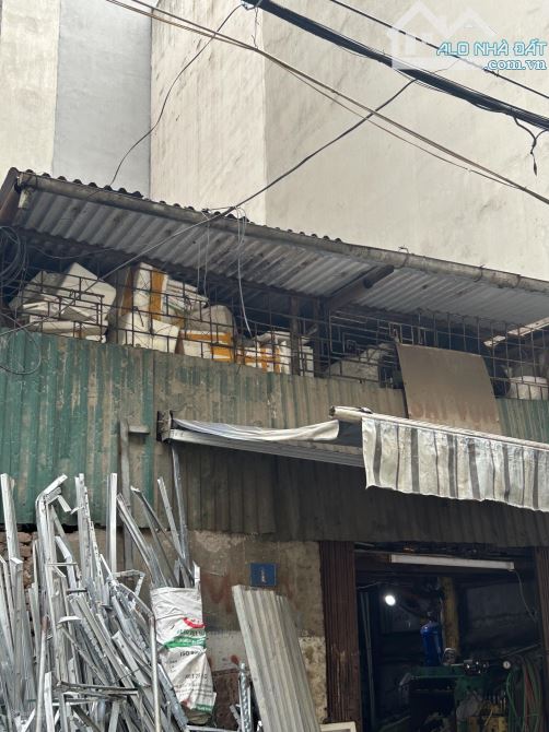Chính chủ bán đất phân lô nguyễn thị định,cầu giấy,DT108m, 2 mặt tiền, oto vào,giá 18.8 tỷ