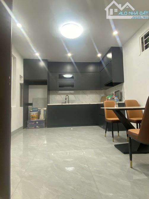BÁN NHÀ LÔ GÓC – 3 THOÁNG – GIÁ CHỐT LINH ĐỘNG – YÊN HÒA, CẦU GIẤY
