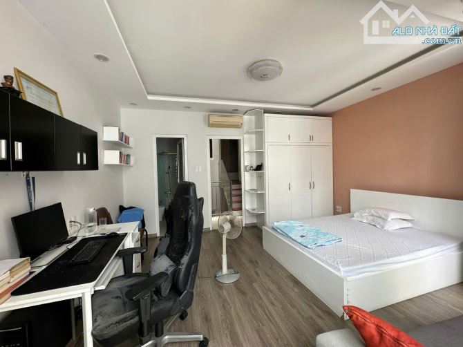 Mặt Tiền Nguyễn Trãi Q5 ( 5.1 * 9 ) 3 Lầu 24 tỷ