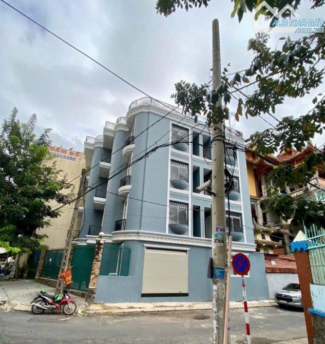 chdv sát quận 1 ngang 11 dài 18 5 tầng thang máy thu nhập 150tr/tháng