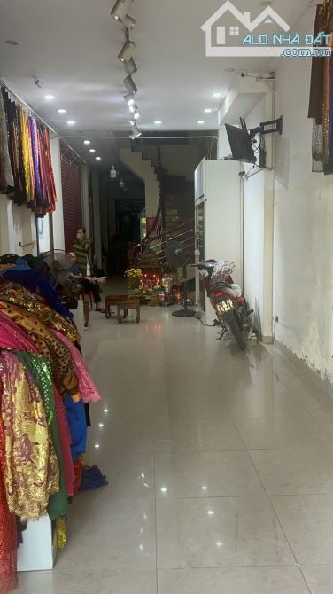 Cho thuê nhà mặt phố Vũ Tông Phan, Thanh Xuân, Hà Nội. 50tr/tháng (có thương lượng). 6