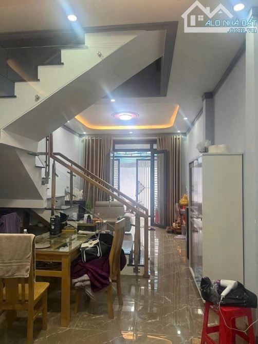 BÁN NHÀ 1 TRỆT 1 LẦU – KP5 LONG BÌNH, GẦN CHỢ CỔNG 10