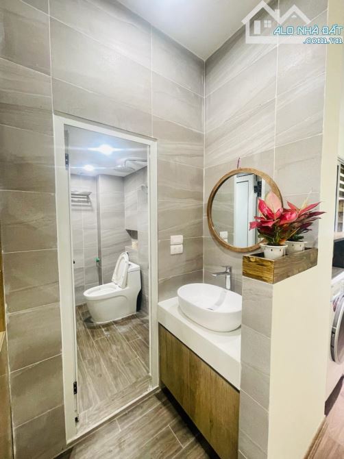 💚TẬP THỂ NGUYỄN CHÍ THANH- SÁNG THOÁNG- Ô TÔ ĐỖ-AN NINH-YÊN TĨNH-NHIỀU CỬA SỔ