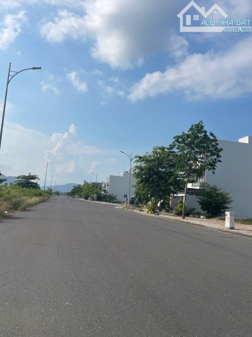 Bán lô đất Mỹ Gia gói 5, Nha Trang. Cách đường Võ Nguyên Giáp 100.