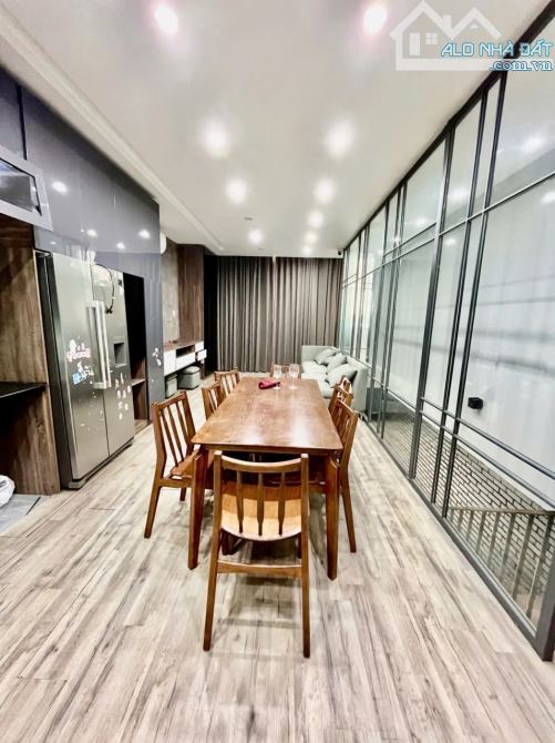 SIÊU PHẨM 5 TẦNG ĐƯỜNG ĐỖ QUANG- MỚI KENG, CHỦ LÀM TÂM HUYẾT, CHỈ VIỆC VÀO Ở HOẶC KINH DOA