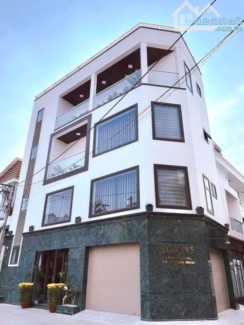 Bán nhà 1 trệt 3 lầu 68m2 thổ cư đường ô tô (P. Tân Tiến) chỉ 6,5 tỉ
