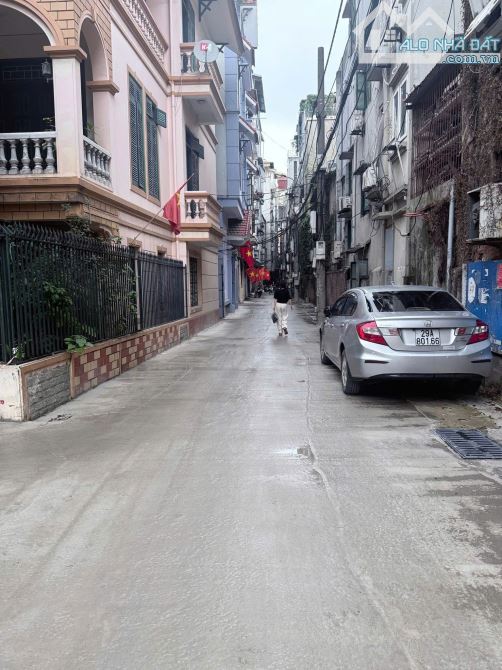 BÁN NHÀ KHU PHÂN LÔ LƯƠNG THẾ VINH– 40M², 4 TẦNG, GIÁ NHỈNH 9 TỶ  - TIỆN ÍCH BẠT NGÀN