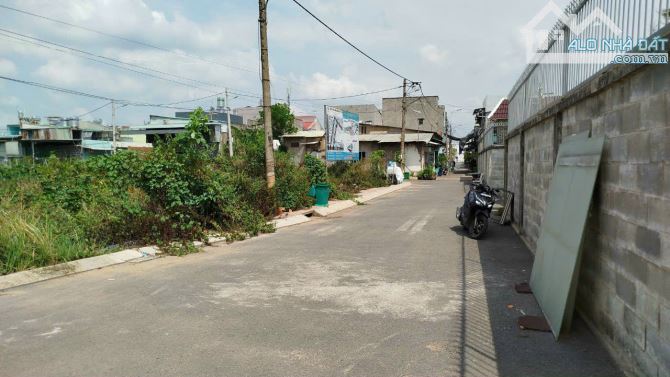 Bán đất khu dân cư mới đường Xa Lộ Hà Nội, P. Long Bình. Tp Thủ Đức
