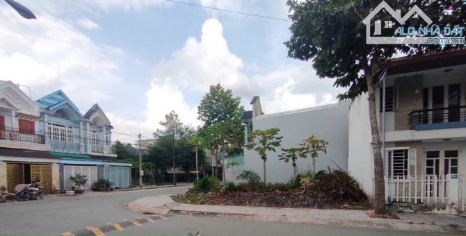 BÁN GẮP LÔ ĐẤT CÁC TƯỜNG PHÚ NGUYÊN LÔ GÓC 2MT- 145M2 GIÁ 3TỶ120TR CÓ THƯƠNG LƯỢNG