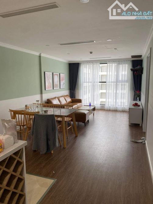 Cho thuê căn hộ chung cư Imperial 360 Giải Phóng, Thanh Xuân 80m2 2PN full đồ 13,5tr
