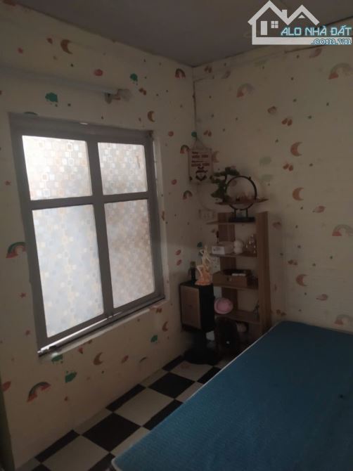 BÁN ĐẤT TẶNG NHÀ C4 PHÚ THƯỢNG, 33M2 ĐẤT, 5.5 TỶ