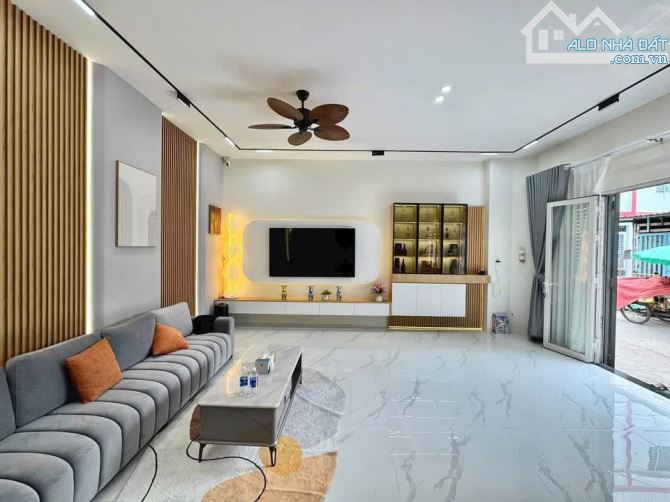 Bán nhà góc 2MT HXH Nguyễn Thị Đặng gần trường học Lê Văn Thọ giá 5.7 tỷ bl