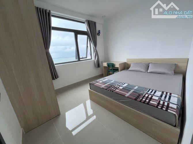 Cho thuê căn hộ Napoleon view biển – tầng cao