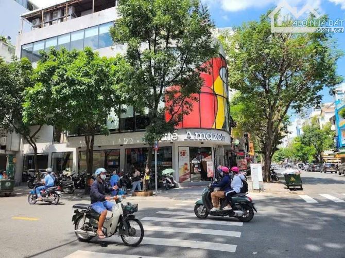 ✨🔥 CHO THUÊ NHÀ GÓC 2MT CỰC ĐẸP – NGUYỄN THÁI BÌNH, QUẬN 1 🔥✨