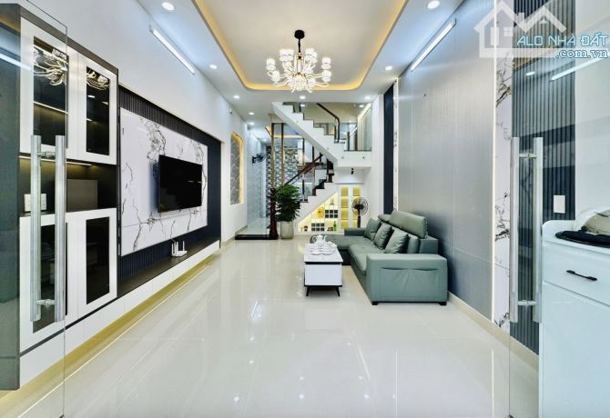 Siêu phẩm 3 tầng mới keng lung linh ngay đường tỉnh lộ 10 - Võ Trần Chí, quận Bình Tân - 1
