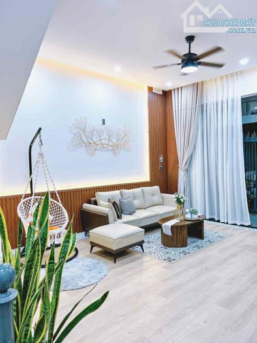 NHÀ 2 TẦNG MỚI ĐẸP NGAY TRUNG TÂM HẢI CHÂU 👉 NHỈNH 7 TỶ