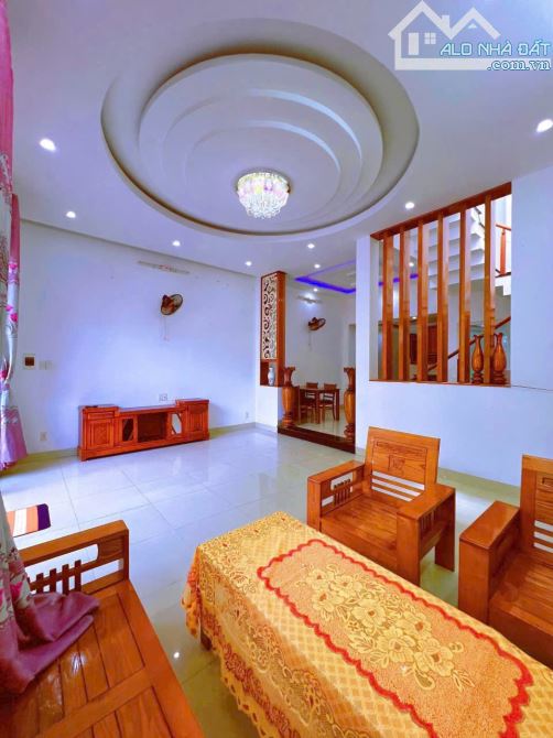 🥇 Bán nhà mặt tiền đường 5m5 Nguyễn Hữu Thận (78 m2), Thanh Khê - Đà Nẵng, Giá 5.39 tỷ tl