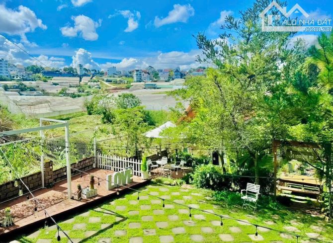 HOMESTAY SÂN VƯỜN RỘNG 2.000M2 - VIEW THUNG LŨNG VỚI 14 PHÒNG KINH DOANH - CÓ THỂ MỞ CAFE