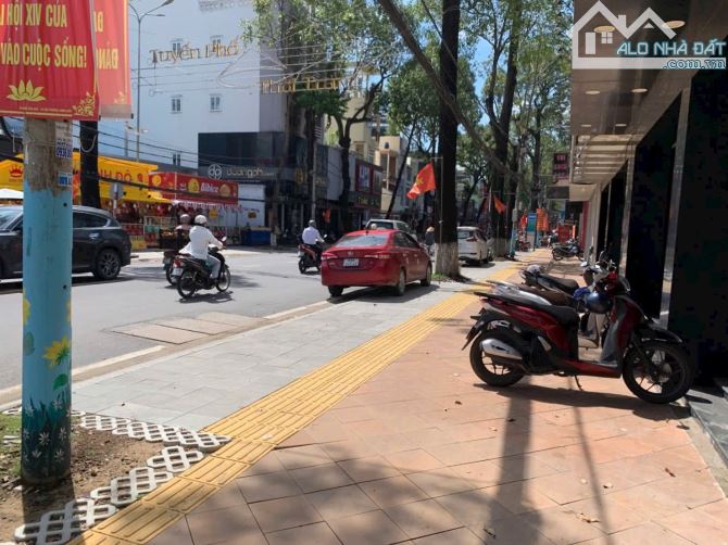 BÁN NHÀ TRỆT 17 TỶ MẶT TIỀN NGUYỄN TRÃI, NINH KIỀU, TP CẦN THƠ