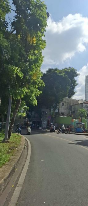 Quận 3, gần Cầu Công Lý, Hoàng Sa, 3PN, 4 tầng sân thượng, lô góc thoáng mát, chỉ 7 tỷ 6