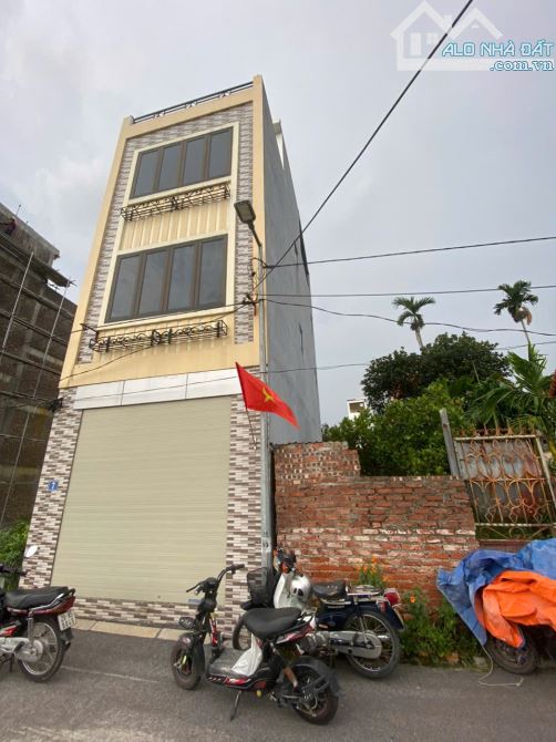 58M² – NHÀ 3 TẦNG – LÔ GÓC – NỞ HẬU – Ô TÔ VÀO NHÀ – DƯƠNG XÁ GIA LÂM – GIÁ 4.X TỶ