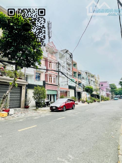Khu Tên Lửa - Gần Nhà thờ PhaoLô - 4 tầng - 5PN - View công viên
