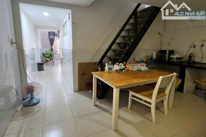 Bán nhà hẻm 3m, Đường Số 38, Thủ Đức, 63 m² (4m x 16m), 2 tầng - Giá 4 tỷ TL