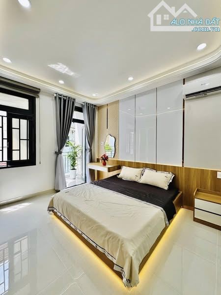 BÁN NHÀ MỚI 3 LẦU SÂN THƯỢNG 4X13M2 HẺM NHỰA THÔNG XE HƠI 6M LŨY BÁN BÍCH GIÁ 6.4TỶ