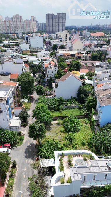 BÁN BIỆT THỰ GÓC 2 MẶT TIỀN ĐƯỜNG DƯƠNG VĂN AN-AN PHÚ - QUẬN 2, DT 20X20M 400M2-HẦM 3 LẦU